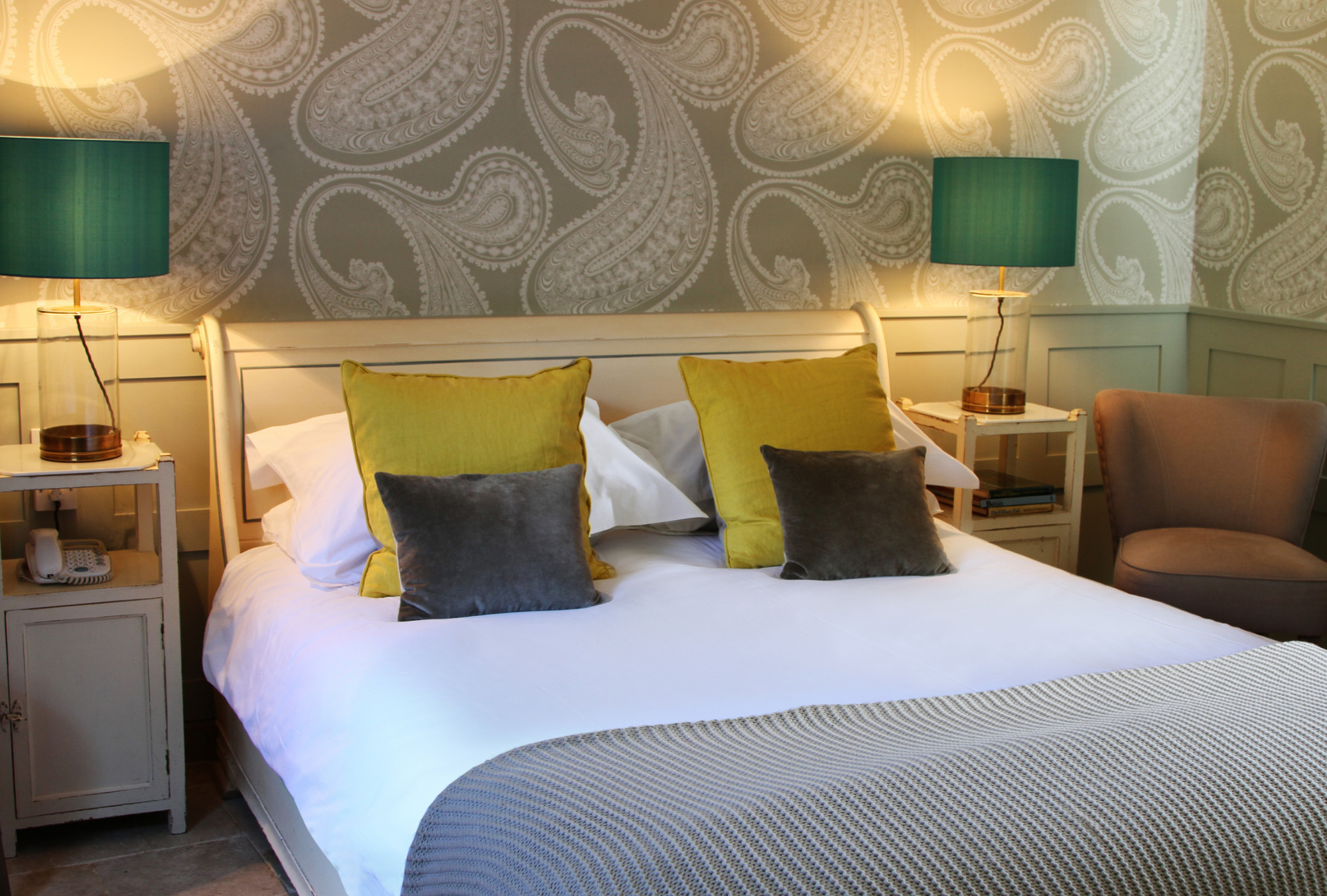 Kings Head Inn Bedroom 7 The Cool Hotel Guide